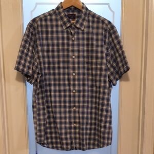 UNTUCKit Blue & White Plaid Short-Sleeve Button-Down Shirt